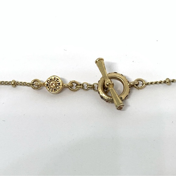 Vintage signed monet gold tone peach rhinestone necklace and earring set - Picture 3 of 6